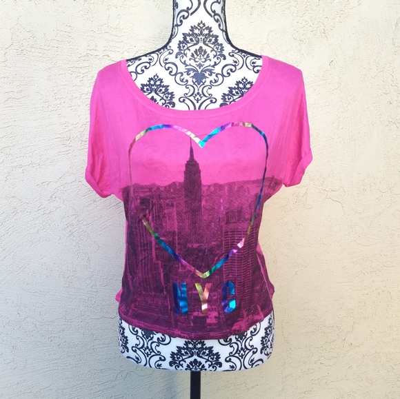 725 originals Tops - 💜5/$25 NWT 725 Originals NYC top size M